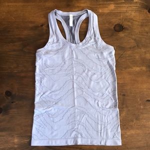 Athleta Momentum Wave Print Tank Small